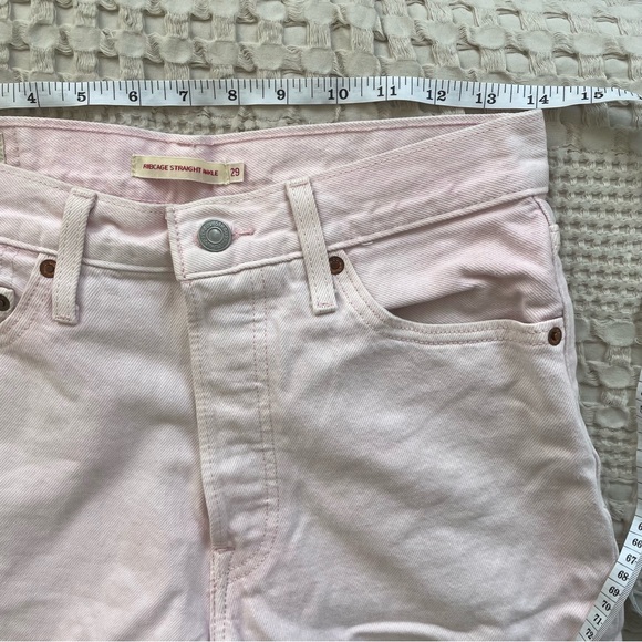 Levi’s! - Picture 6 of 8